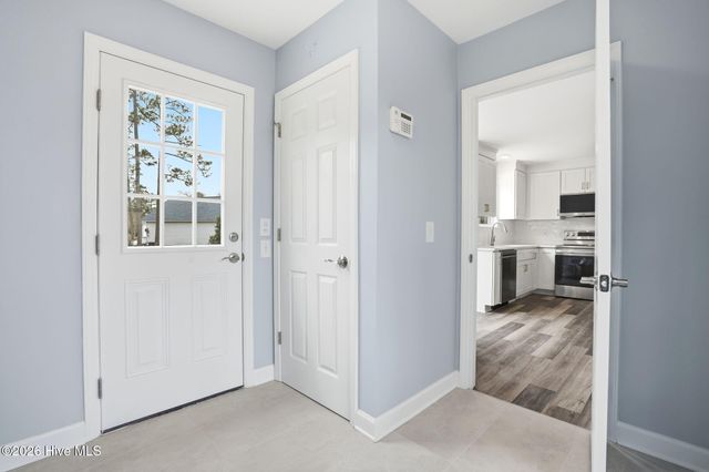 216 Foxcroft Road, Southport, NC 28461