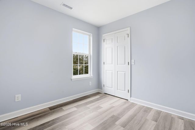 216 Foxcroft Road, Southport, NC 28461