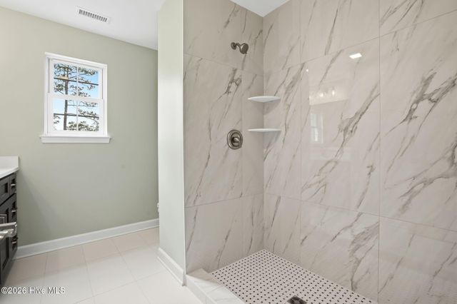 216 Foxcroft Road, Southport, NC 28461