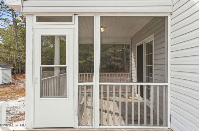 216 Foxcroft Road, Southport, NC 28461