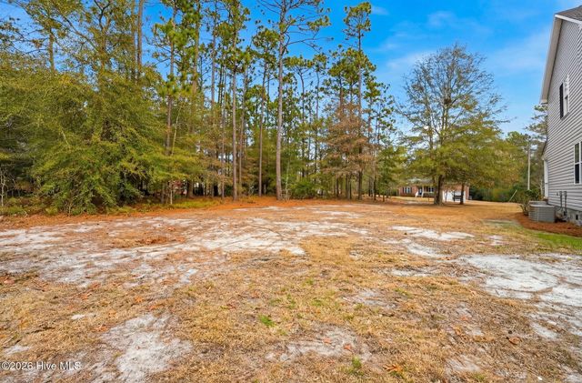 216 Foxcroft Road, Southport, NC 28461