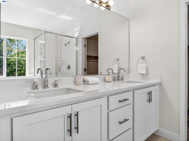 34905 Limestone Ct, Union City, CA 94587