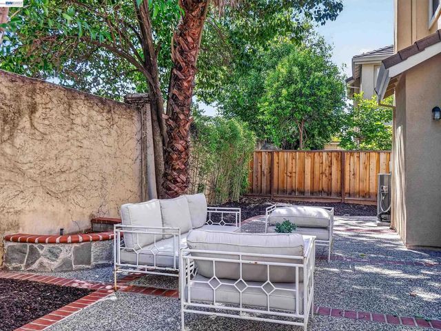 34905 Limestone Ct, Union City, CA 94587