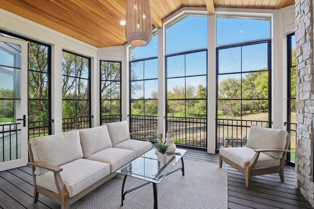 9414 Us-12, Independence, MN 55328