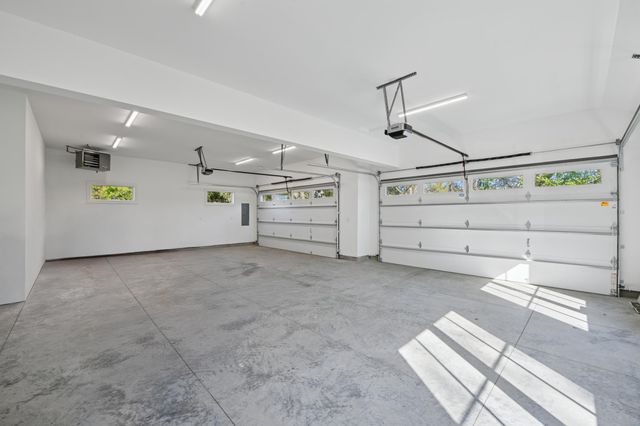 9414 Us-12, Independence, MN 55328