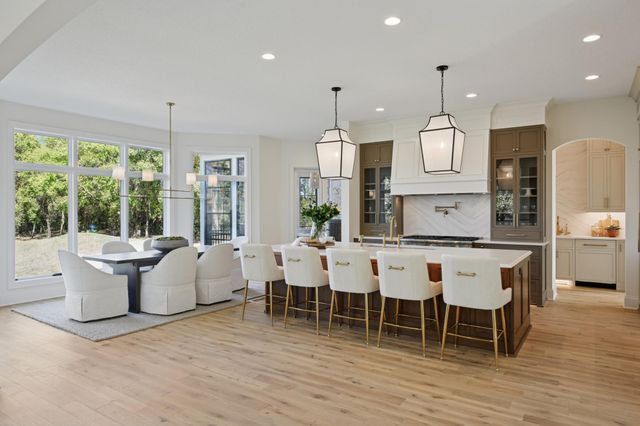 9414 Us-12, Independence, MN 55328