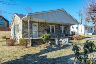106 Scotland Street, Black Mountain, NC 28711
