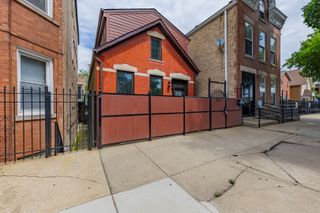 2012 W Coulter Street, Chicago, IL 60608