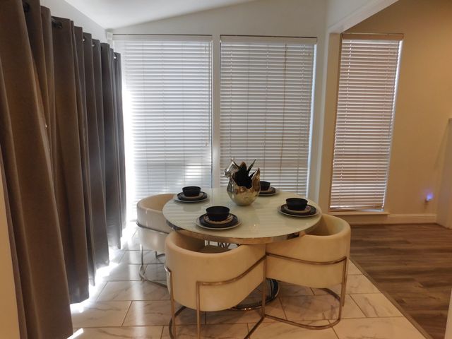 622 Crowley Road, Arlington, TX 76012