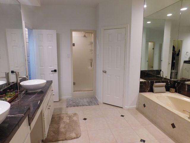 622 Crowley Road, Arlington, TX 76012