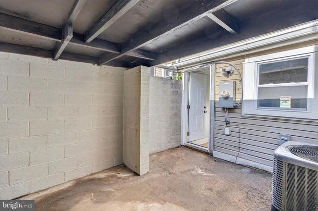 311 S CHAPEL ST, Baltimore, MD 21231