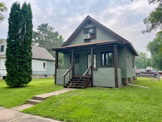 2603 5th Avenue E, Hibbing, MN 55746