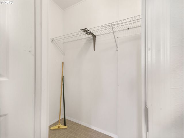 208 2ND St, Long Beach, WA 98631