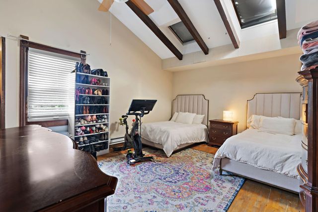 3017 James Avenue S, Minneapolis, MN 55408