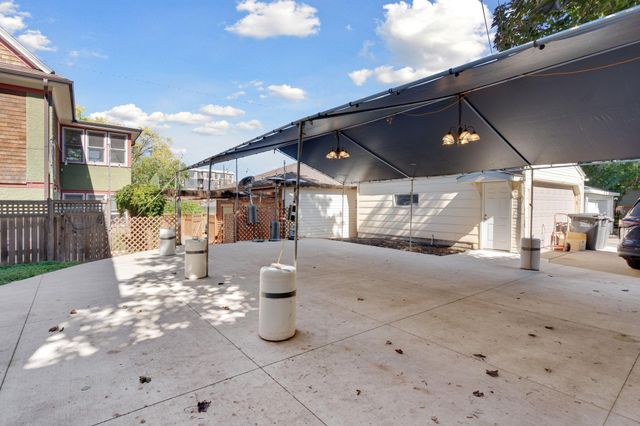 3017 James Avenue S, Minneapolis, MN 55408