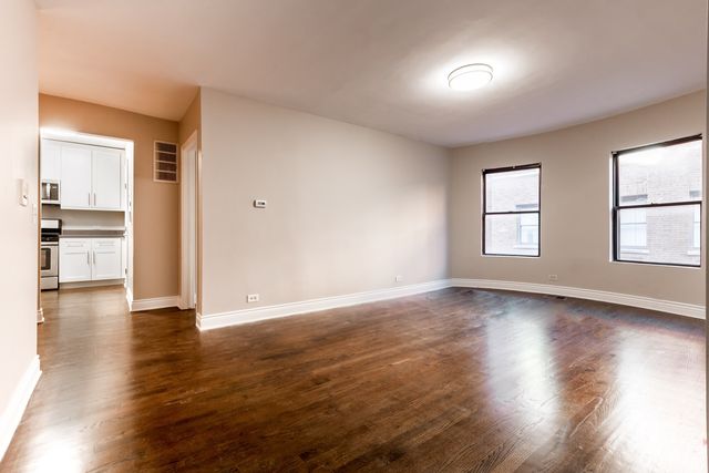 4529.5 S Drexel Boulevard 2W, Chicago, IL 60653