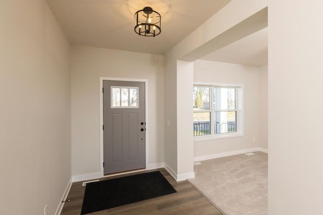 20151 Gothic Avenue, Lakeville, MN 55044