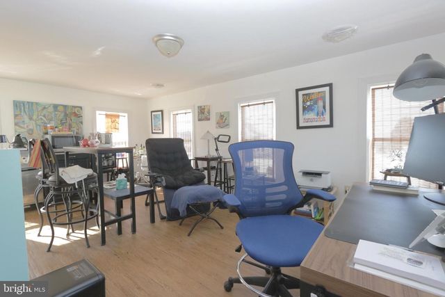 4264 MAIN ST, Chincoteague Island, VA 23336