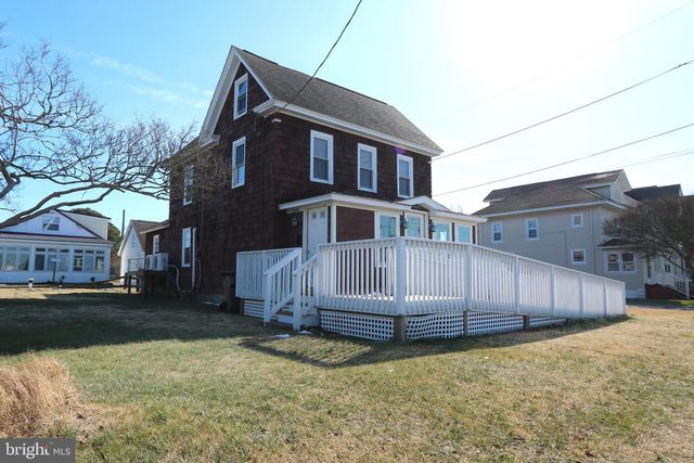 4264 MAIN ST, Chincoteague Island, VA 23336