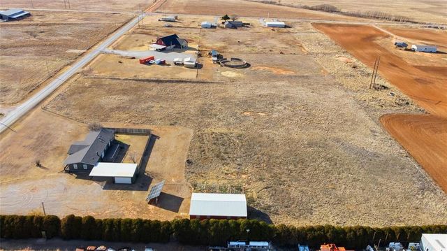 21821 E 1390 Road, Hobart, OK 73651