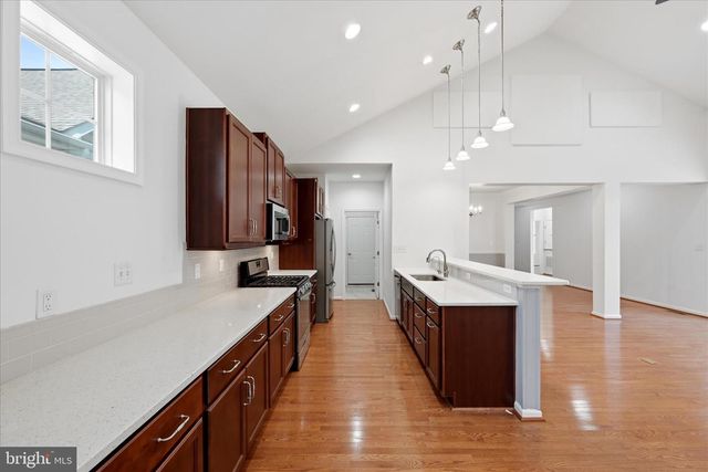 126 FORGET ME NOT DR, White Post, VA 22663