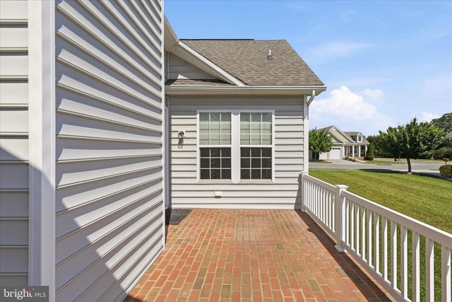 126 FORGET ME NOT DR, White Post, VA 22663