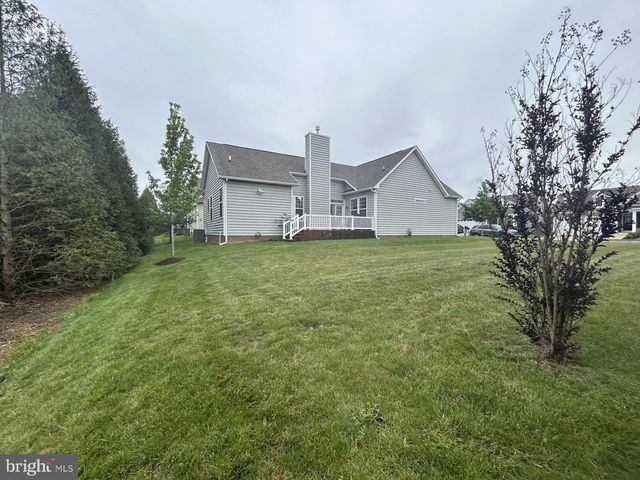 126 FORGET ME NOT DR, White Post, VA 22663