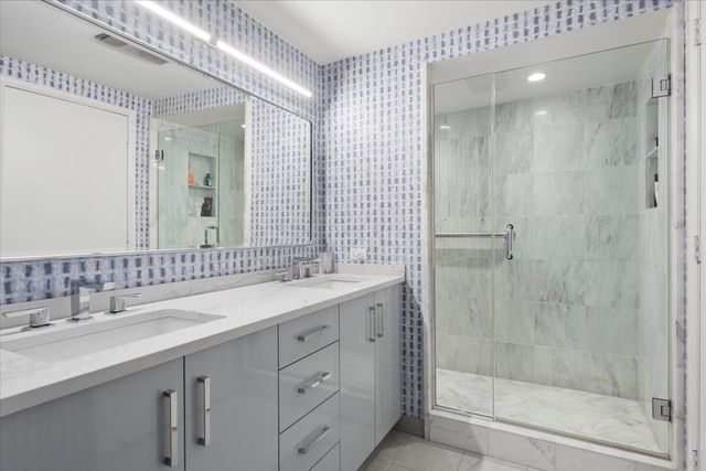 161 E Chicago Avenue 26B, Chicago, IL 60611