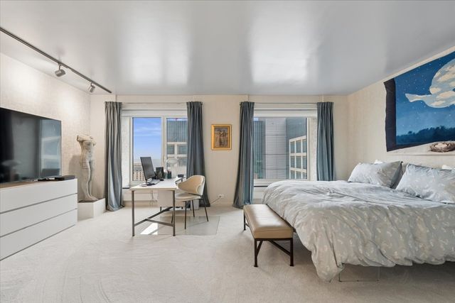 161 E Chicago Avenue 26B, Chicago, IL 60611