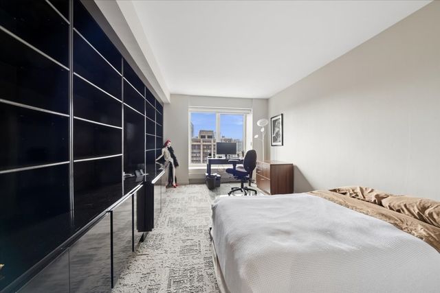 161 E Chicago Avenue 26B, Chicago, IL 60611