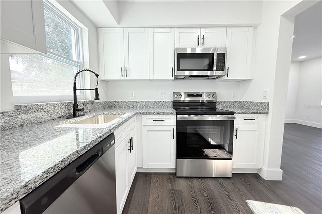 10418 N OKLAWAHA AVENUE, Tampa, FL 33617