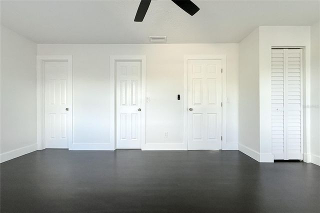 10418 N OKLAWAHA AVENUE, Tampa, FL 33617