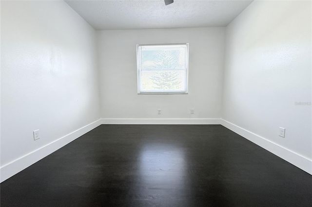 10418 N OKLAWAHA AVENUE, Tampa, FL 33617