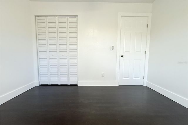 10418 N OKLAWAHA AVENUE, Tampa, FL 33617