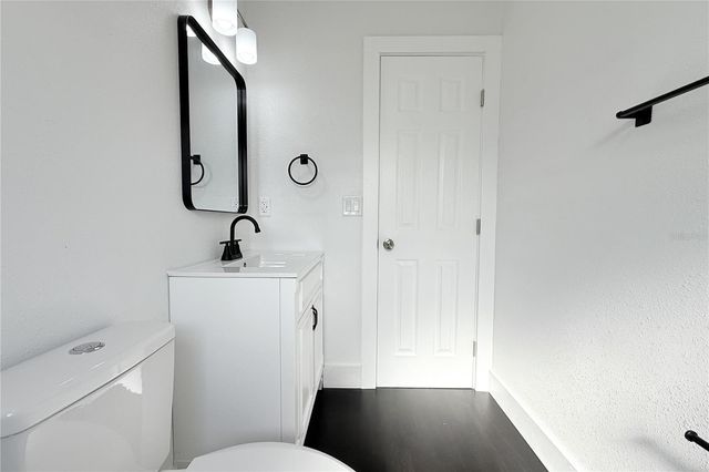 10418 N OKLAWAHA AVENUE, Tampa, FL 33617