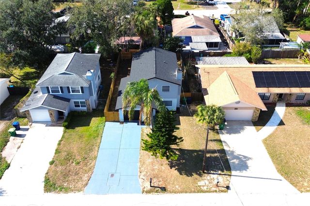 10418 N OKLAWAHA AVENUE, Tampa, FL 33617