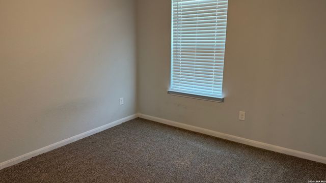 9243 Grand Western, Converse, TX 78109