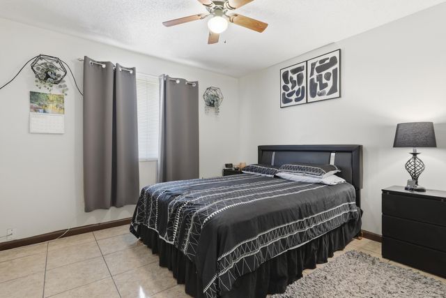 6074 Forest Hill Boulevard 101, West Palm Beach, FL 33415