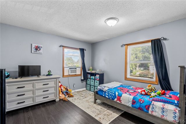114 Flohr Avenue, West Seneca, NY 14224