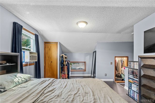 114 Flohr Avenue, West Seneca, NY 14224