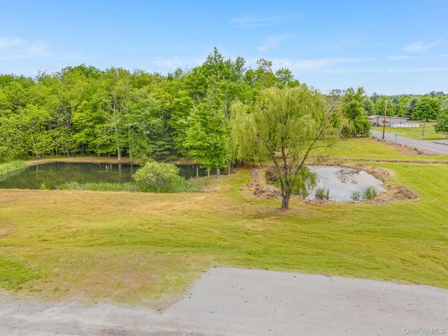 3594 Route 52, Pine Bush, NY 12566