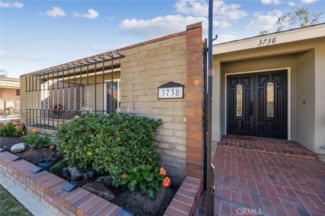 3738 N Woodhurst, Covina, CA 91724