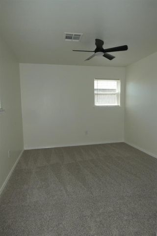 1907 NW Great Plains Blvd, Lawton, OK 73505