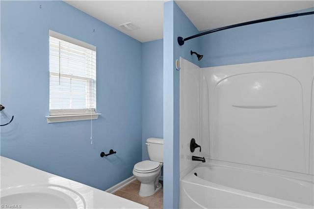 2631 Crosland Hill Drive, Winston-salem, NC 27106