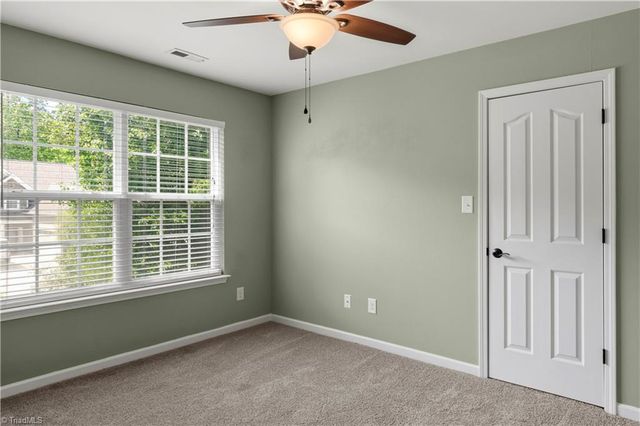 2631 Crosland Hill Drive, Winston-salem, NC 27106