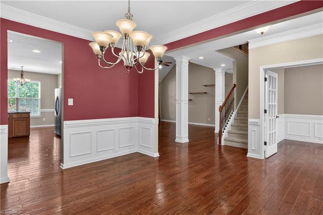 2631 Crosland Hill Drive, Winston-salem, NC 27106
