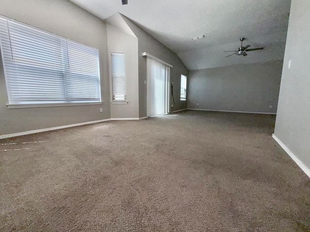 7516 Ramona Avenue NW, Albuquerque, NM 87114