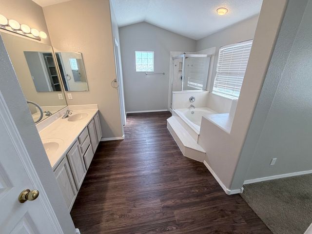 7516 Ramona Avenue NW, Albuquerque, NM 87114