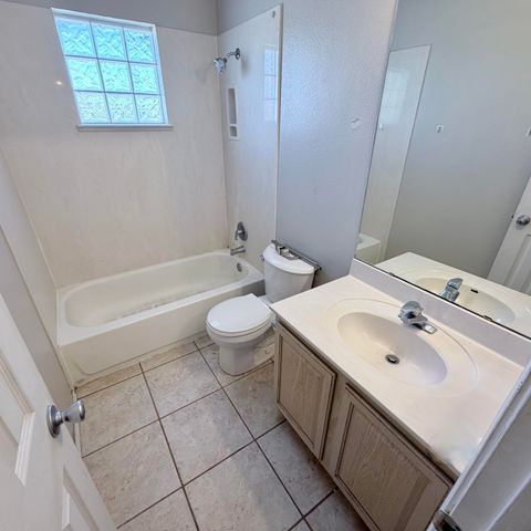 7516 Ramona Avenue NW, Albuquerque, NM 87114