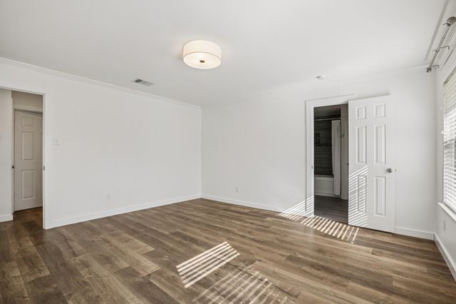 2713 Crownspoint DR, Austin, TX 78748